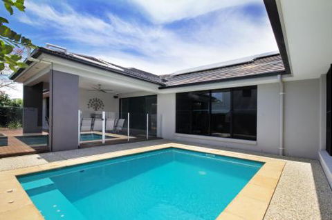 Grand Parade - Accommodation Ballina 3