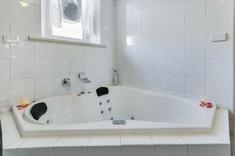 THE CHURCH Gawler Barossa Region - Accommodation Ballina 7