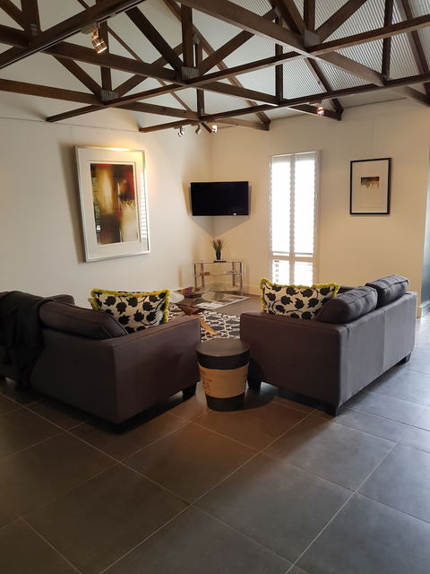 Irongate Studio - Accommodation Ballina 5