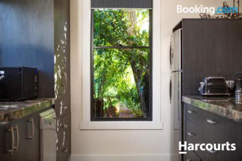 The WeareHouse In Deloraine - Accommodation Ballina 7