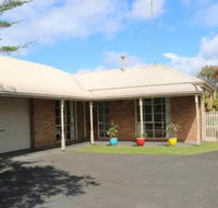 Stylish 2 Bedroom Unit - Accommodation Ballina