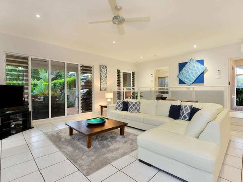 Sandwater Tropical Beachside Holiday House - Accommodation Ballina 3