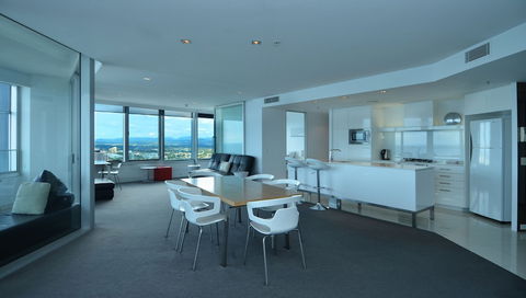 Apartment 4204 - HR Surfers Paradise - Accommodation Ballina 6