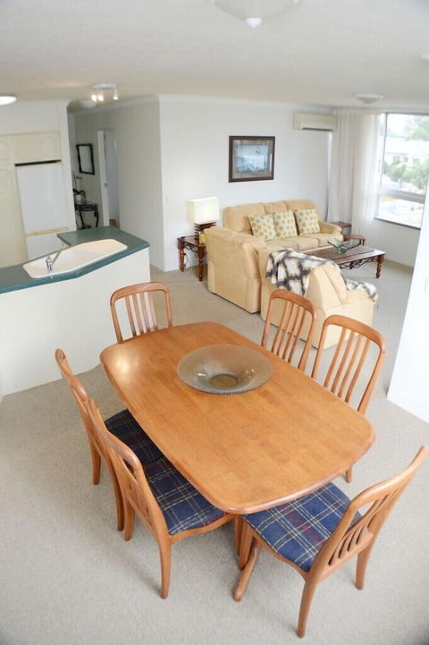 Anglesea Beachfront Court Holiday Units - Accommodation Ballina 0