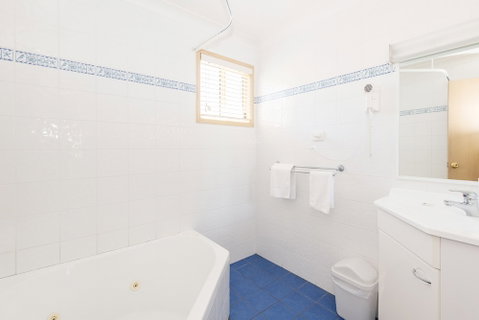Holiday Haven Lake Tabourie - Accommodation Ballina 5