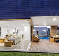 Luxe House Tweed Coast Holidays  - Accommodation Ballina