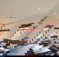 High Plains Drifter - Accommodation Ballina