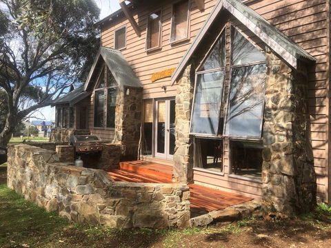 Square Bear - Accommodation Ballina 0
