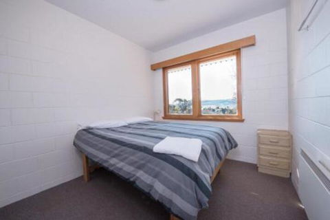 Alpine Apartment Great Location With Views Of Lake Jindabyne - Accommodation Ballina 5