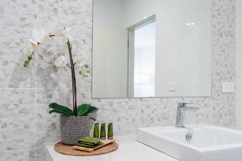 CENTRAL NO 5 LUXURY APARTMENT - Accommodation Ballina 4