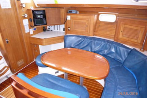 Sailtas - Sailing Charters To Bruny Island - Adults Only - Accommodation Ballina 0