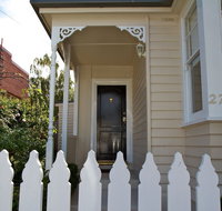 Strahan House - Accommodation Ballina