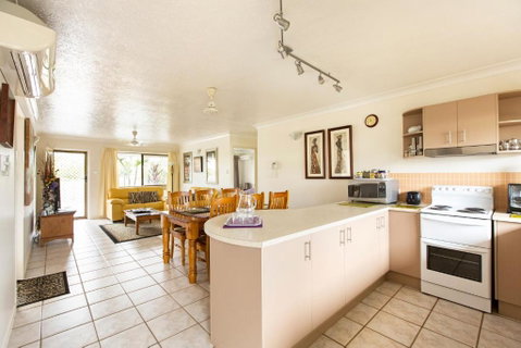 Marcol Place Holiday Apartments - Accommodation Ballina 5