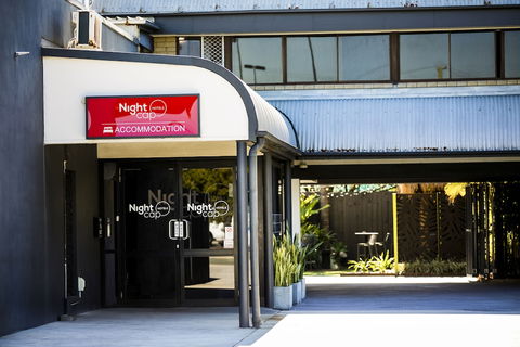 Nightcap At Kawana Waters Hotel - Accommodation Ballina 0