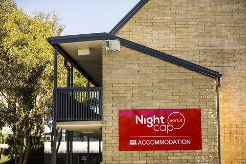 Nightcap At Kawana Waters Hotel - Accommodation Ballina 3