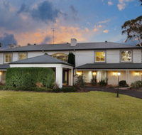Luxury Bungalow - Accommodation Ballina