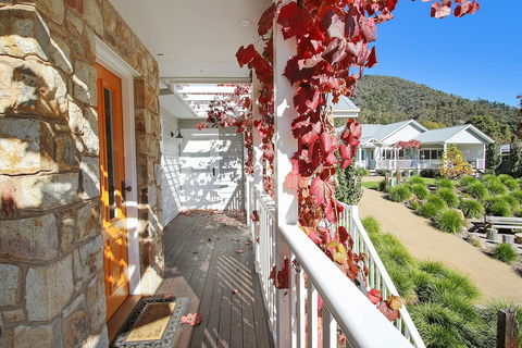 Autumn Home - Our Place At Bright - Accommodation Ballina 3