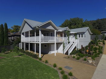 Autumn Home - Our Place At Bright - Accommodation Ballina 4