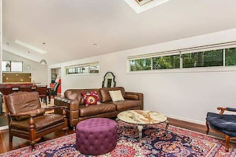Red Bohemian - Accommodation Ballina 1