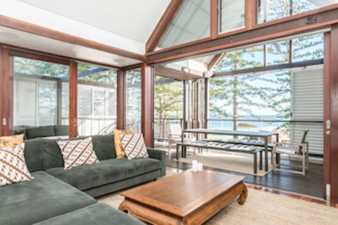 Your Luxury Escape - On The Bay - Accommodation Ballina 0