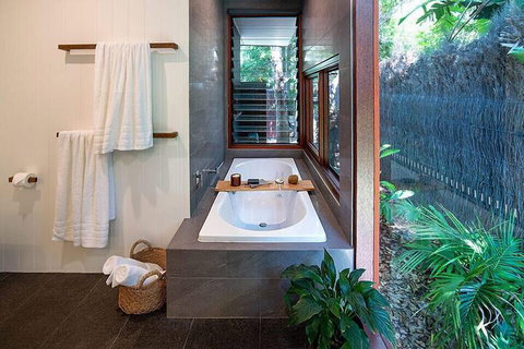 Byron Beach Retreats - The BungalowÂ  - Accommodation Ballina 4
