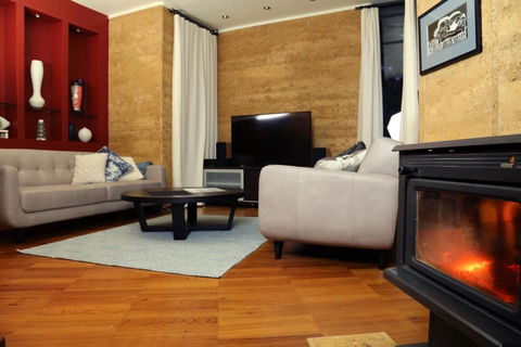 Anagama House & Studio - Accommodation Ballina 5