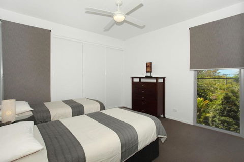224 Centenary Heights Road Coolum Beach 500 Dollar Bond Linen Included - Accommodation Ballina 5