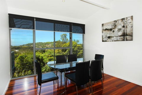 224 Centenary Heights Road Coolum Beach 500 Dollar Bond Linen Included - Accommodation Ballina 6