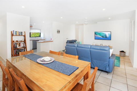 Unit 4 Cooltoro Court Coolum Beach - Accommodation Ballina 2