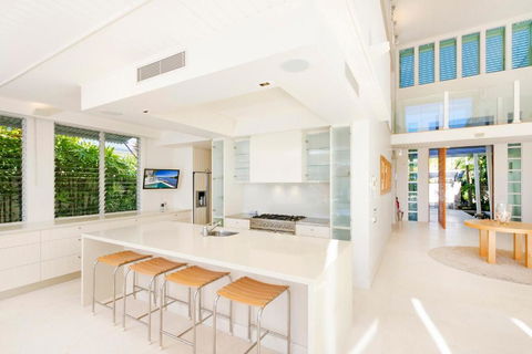 12 Noosa Parade - Accommodation Ballina 1