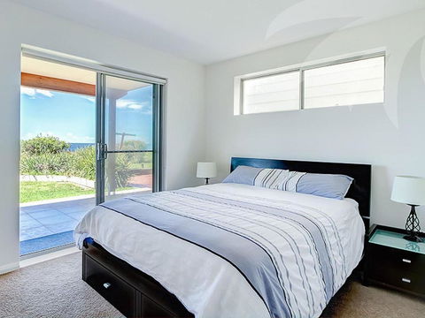 Blueys Bliss 2 - Accommodation Ballina 1
