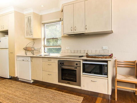 Middles Villa Manyana 02 - Accommodation Ballina 4