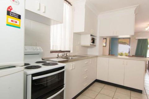 Villa Manyana 16 - Accommodation Ballina 3