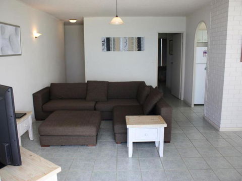 Ebbtide Unit 34 2 6 North Street - Accommodation Ballina 2