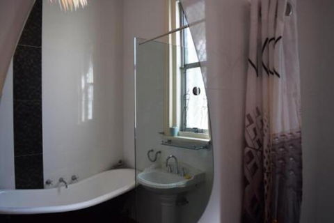 Heritage & Charming House In Subi - Accommodation Ballina 5