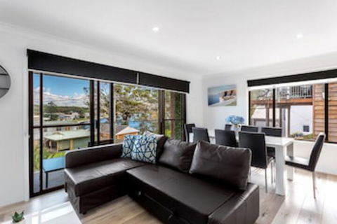 Randall Family Retreat 22B Randall Drive - Accommodation Ballina 0