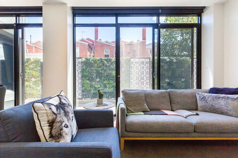Rosa, 2BDR Richmond Apartment - Accommodation Ballina 1
