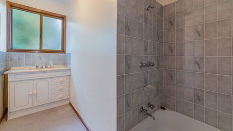 Pescarina Free Wifi & Netflix - Accommodation Ballina 2