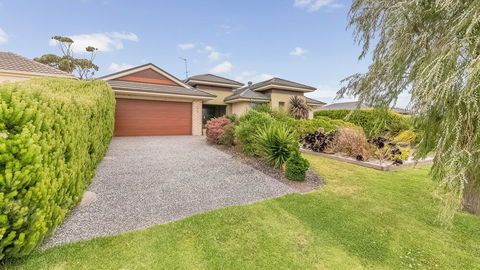 Oceans 11 Surfside Wifi & Foxtel PET Friendly - Accommodation Ballina 0