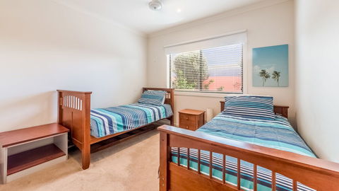 Oceans 11 Surfside Wifi & Foxtel PET Friendly - Accommodation Ballina 2