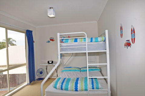 THE Esplanade 4 Free Wifi & Foxtel - Accommodation Ballina 1