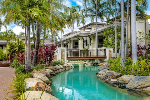 Port Douglas Penthouse At Sea Temple - Accommodation Ballina 3