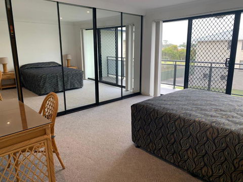 Hi Surf Unit 4 92 Head St. Forster - Accommodation Ballina 4