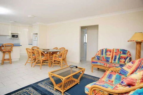 Hi Surf Unit 1 92 Head St. Forster - Accommodation Ballina 6