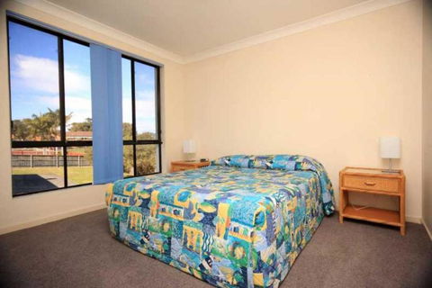 Hi Surf Unit 1 92 Head St. Forster - Accommodation Ballina 4