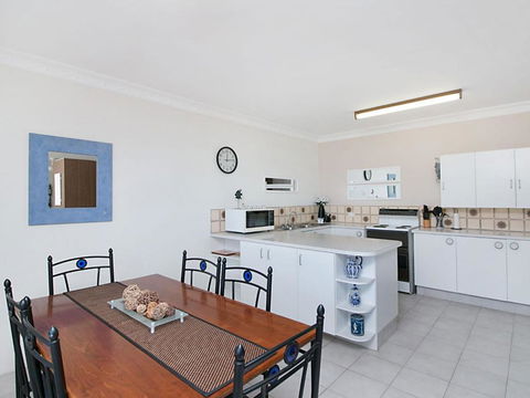 5 / 18 Endeavour Parade Riverfront Tweed Heads - Accommodation Ballina 1