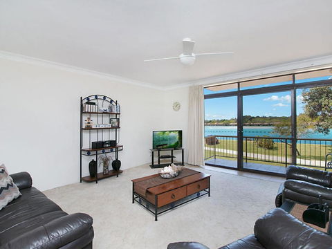 5 / 18 Endeavour Parade Riverfront Tweed Heads - Accommodation Ballina 4