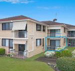 2 / 8 Banks Avenue Easy walk to Tweed Heads Bowls club - Accommodation Ballina