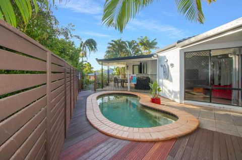 Relax At Coolum - Accommodation Ballina 4