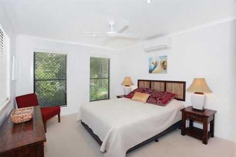 8 Springfield Avenue Pet Friendly Linen Included - Accommodation Ballina 1